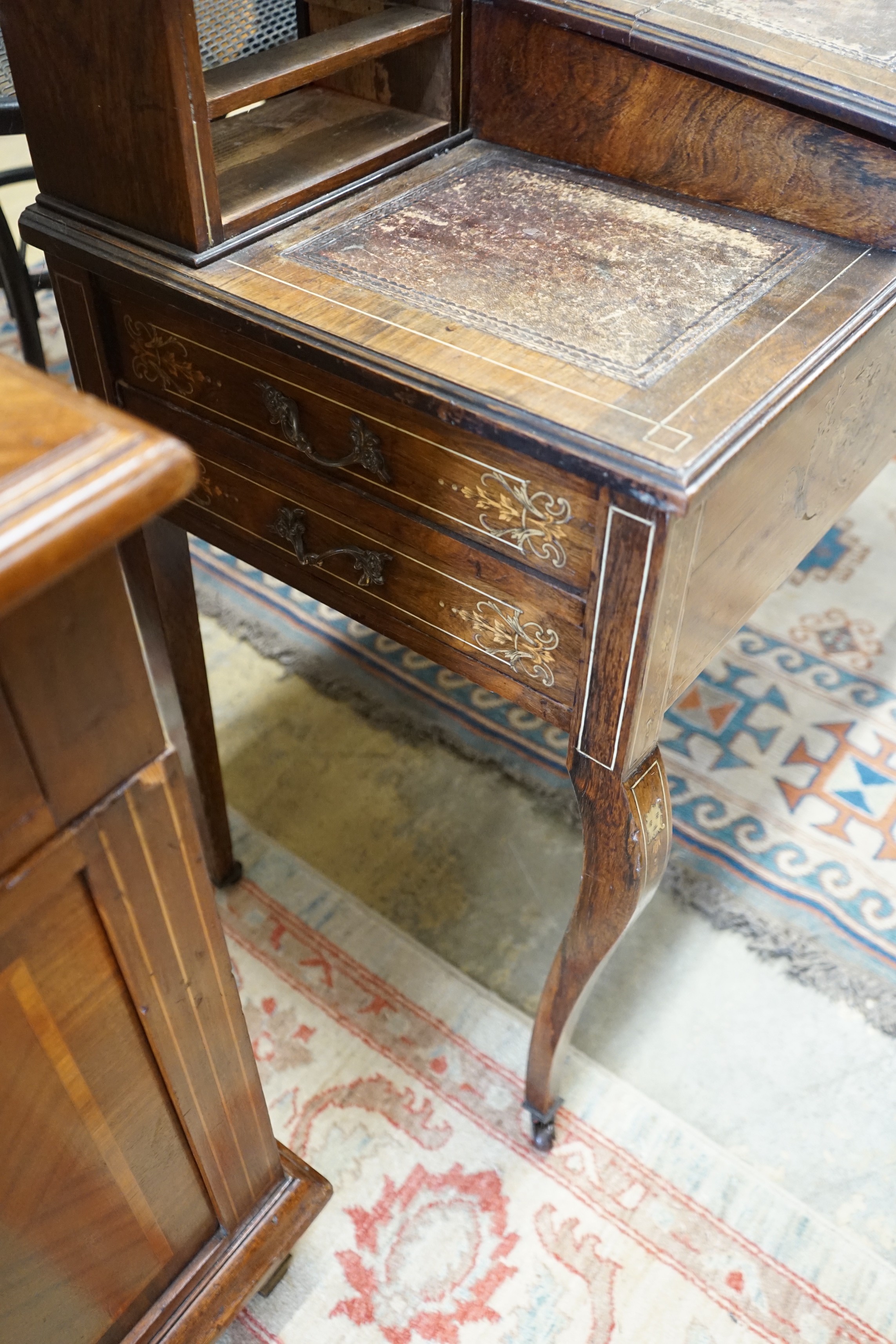An Edwardian inlaid rosewood writing desk, width 98cm, depth 46cm, height 113cm
